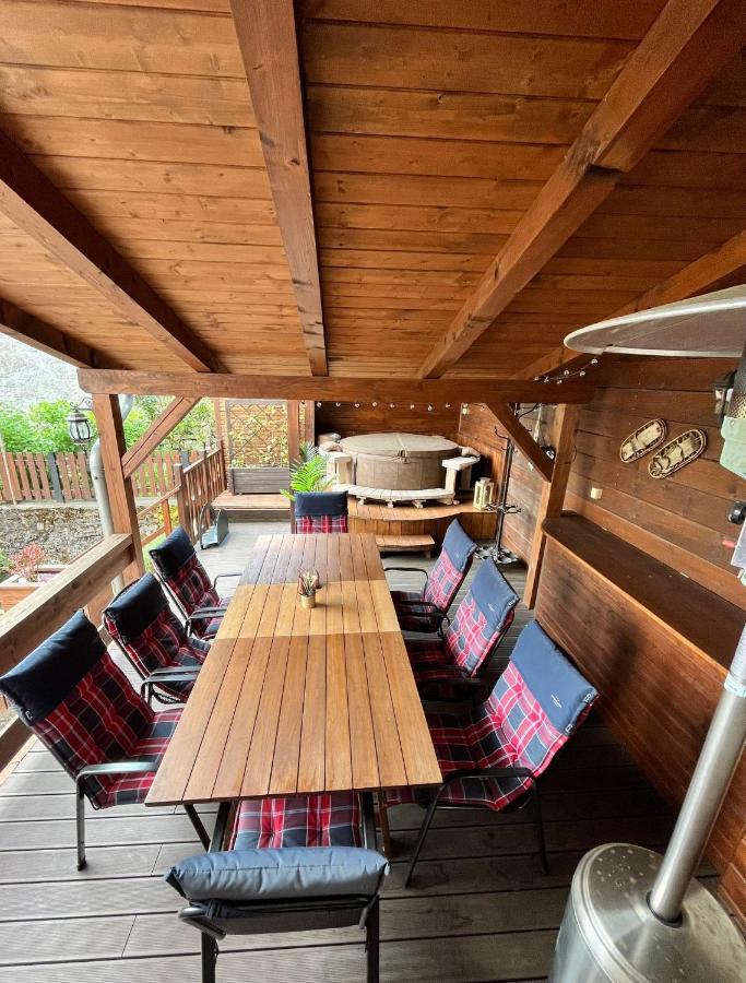 Ferienwohnung U Vahy Jáchymov Exterior foto