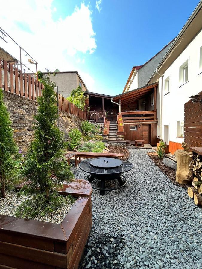 Ferienwohnung U Vahy Jáchymov Exterior foto