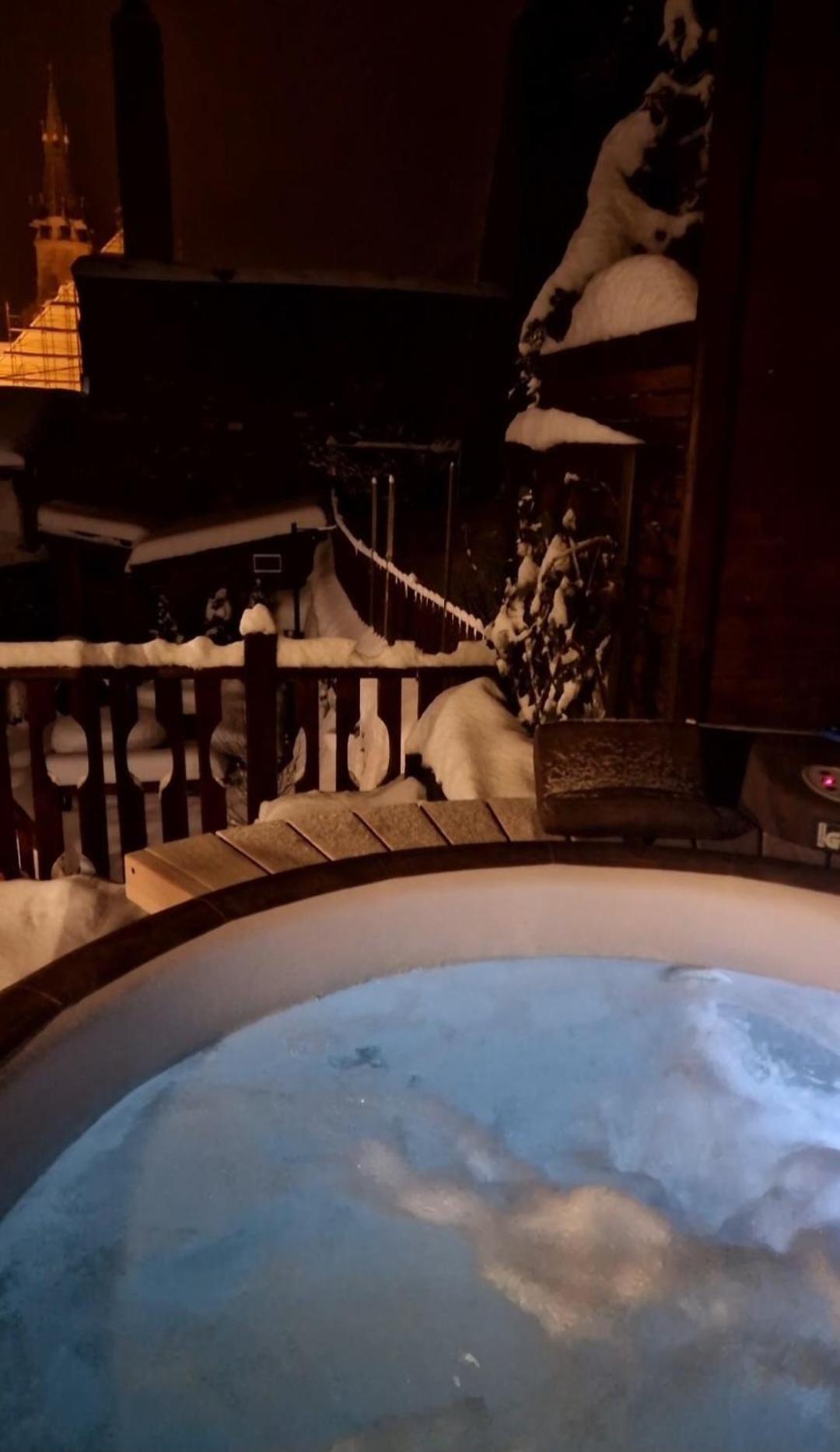 Ferienwohnung U Vahy Jáchymov Exterior foto
