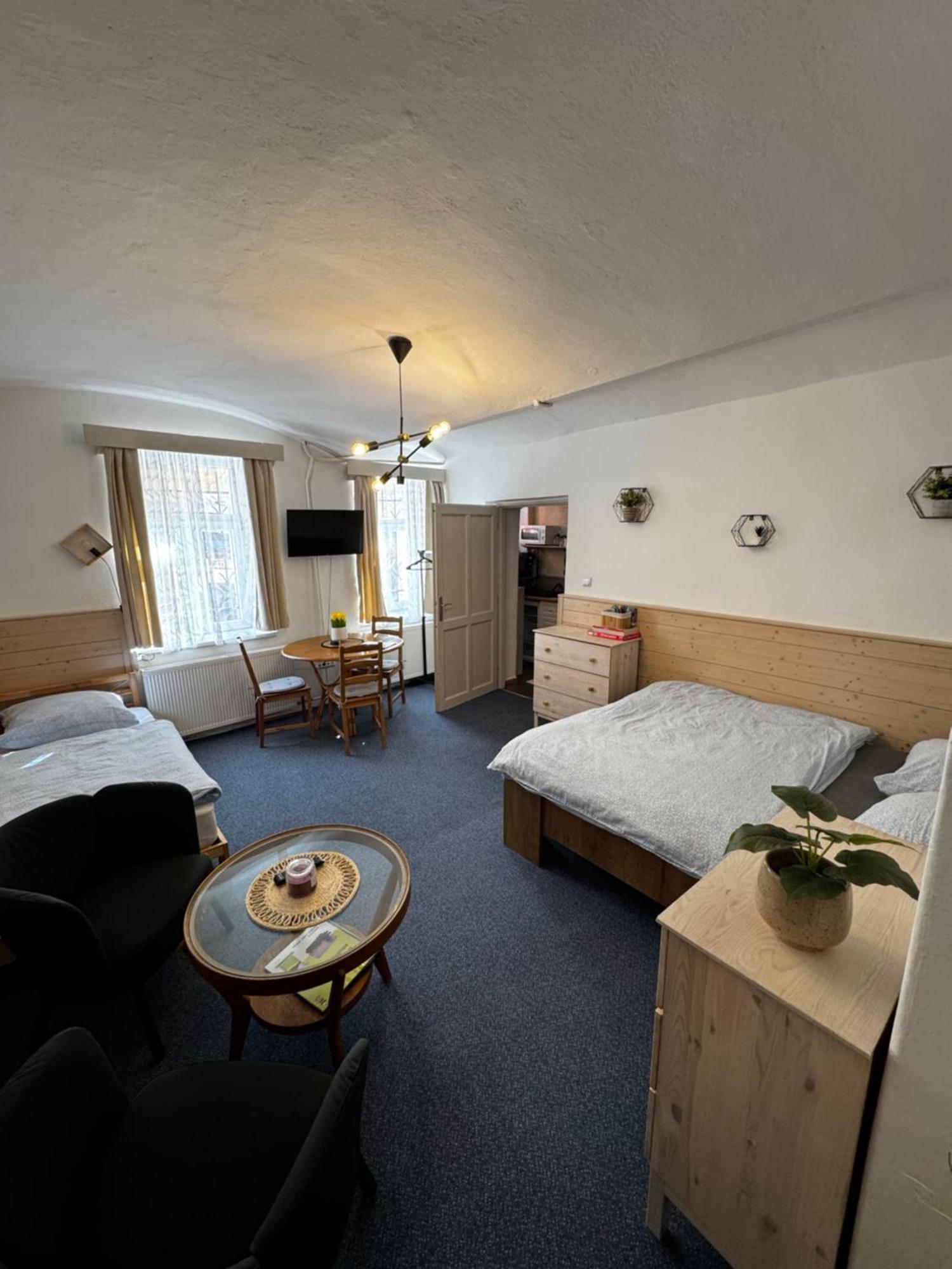 Ferienwohnung U Vahy Jáchymov Exterior foto