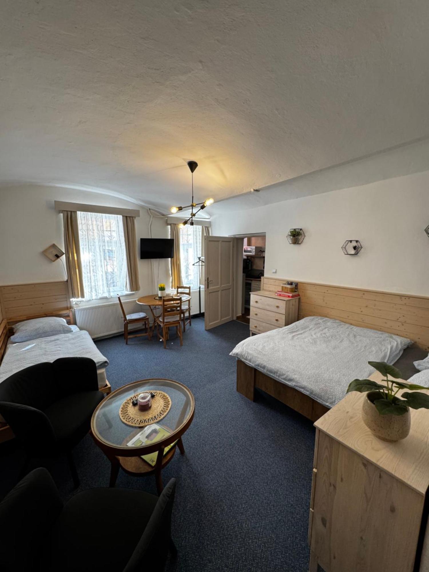 Ferienwohnung U Vahy Jáchymov Exterior foto
